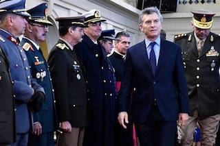 Convocan a una marcha opositora por la reforma de las Fuerzas Armadas