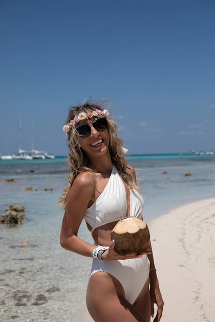 Agua de coco en Isla Saona