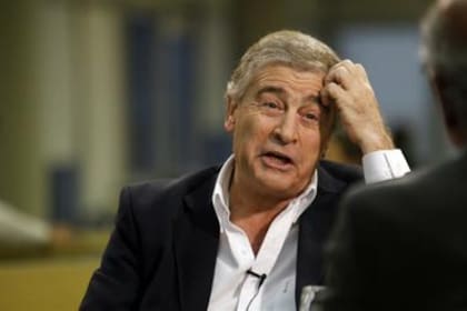 Oscar Aguad no comparte la designación de un militar como ministro de Defensa