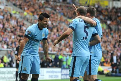 Agüero marcó el primero del City