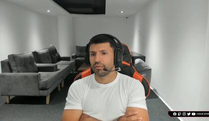 Agüero, muy involucrado en sus streamings