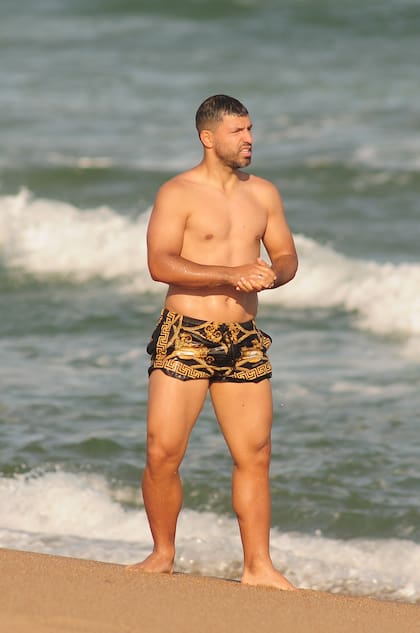 Agüero recibió el 2023 en Uruguay y aprovechó a pleno el fabuloso día de sol. 