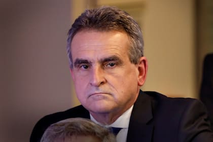 El ministro de Defensa, Agustín Rossi, sera el encargado de la compra del nuevo avión