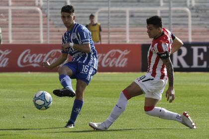 Agustín Manzur, de 20 años, jugó dos encuentros por la Copa Maradona.