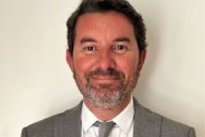 Un piloto de vuelos privados es quien facturó el viaje de Adorni de Punta del Este a San Fernando