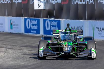 Agustín Canapino se dio el lujo de liderar el Grand Prix de Long Beach y luego debió abandonar