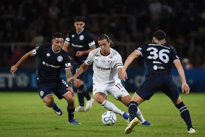Agustín Canobbio, entre Tomás Bottari y Ezequiel Bonifacio: Fluminense cierra la tabla de posiciones del Grupo C, mientras que Independiente Rivadavia ya tiene el pasaje para los 8avos de final