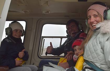 Agustín Escobar, su esposa Merce Camprubí Montal, y sus tres hijos, iban a bordo del helicóptero que se desplomó en el río Hudson, Nueva York