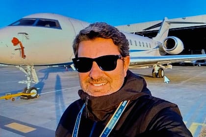 Agustín Issin le compró 10 vuelos a Alpha Centauri y luego le facturó a Grandio.