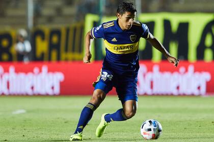 Agustín Obando, un mediocampista zurdo para Russo en Boca