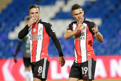 Agustín Palavecino y Rafael Santos Borré, dos de las grandes figuras de River en la goleada en Mendoza.