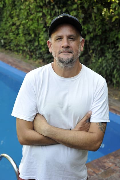 Agustin Palleres Yoffe, sobre cómo le detectaron su enfermedad: "Un día estábamos comiendo en casa con unos amigos y me empecé a sentir mal, tenía un dolor muy fuerte. Me fui al sanatorio, pensando en que me iban a dar una buscapina, pero me hicieron estudios y me detectaron un tumor maligno en el riñón para operar inmediatamente; no quedaba otra"