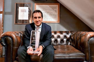 Un argentino pionero recibió en Inglaterra el máximo reconocimiento en educación del carácter