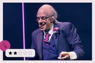 En Chanta, Agustín “Rada” Aristarán se consagra como un showman capaz de sostener una dramaturgia endeble