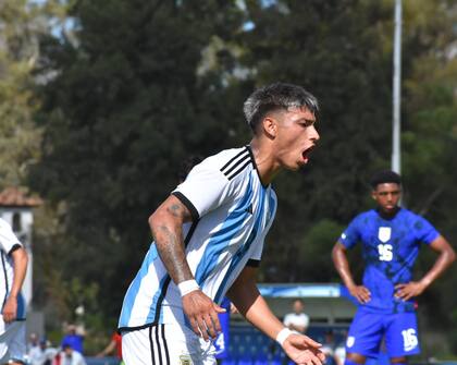 Agustín Ruberto anotó de penal para la selección argentina Sub 17, que perdió ante Estados Unidos 3-1