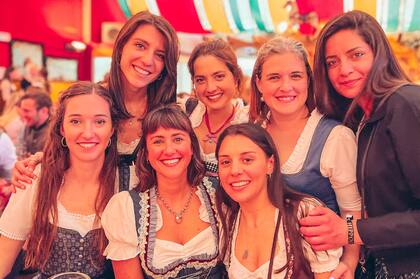 Agustina creó una comunidad y a través de ella, encontró su grupo de amigas en Alemania.