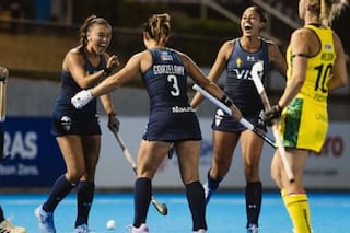 Cumplió 150 partidos, volvió a aparecer con un latigazo y desató el festejo de las Leonas ante Australia