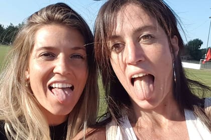 Agustina y Damiana Albertario