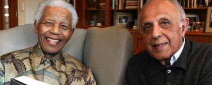 Ahmed Kathrada y Nelson Mandela