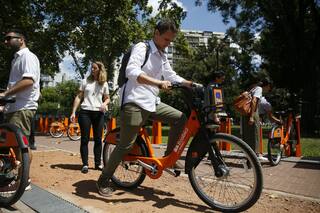 Con mejores bicicletas pero pocos usuarios, arrancó el nuevo sistema de Ecobici