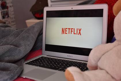 Ahora sí, por la invasión, los rusos pierden el acceso a Netflix