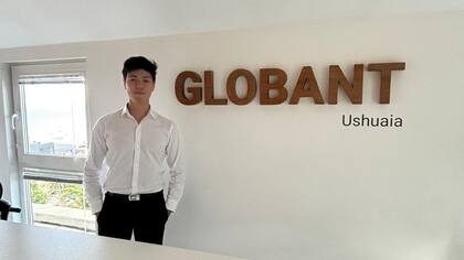 “Ahora soy el encargado de la oficina de Ushuaia y brindo soporte tecnológico. Nada hubiese sido posible sin el apoyo de de Junior Achievement", dice David