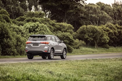 Ahora todos los autos de Toyota se pueden comprar en cuotas en dólares
