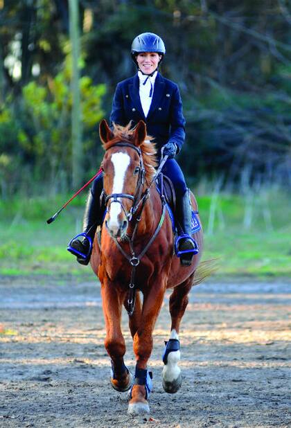 Aicega y su nueva pasión, la equitacion