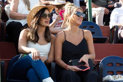 Ailén Bechara alentó desde la tribuna.