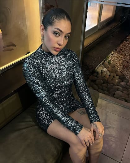 Ailín Becerra acompañó a su hermana durante sus presentaciones musicales y hoy ella se anima a dar el gran paso (Foto: Instagram/ailinbecerra)