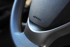 Fallas en airbags: qué automotrices hicieron llamados y cuáles son los modelos afectados