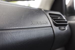 Cómo verificar si tu auto tiene que hacer la revisión de airbags Takata