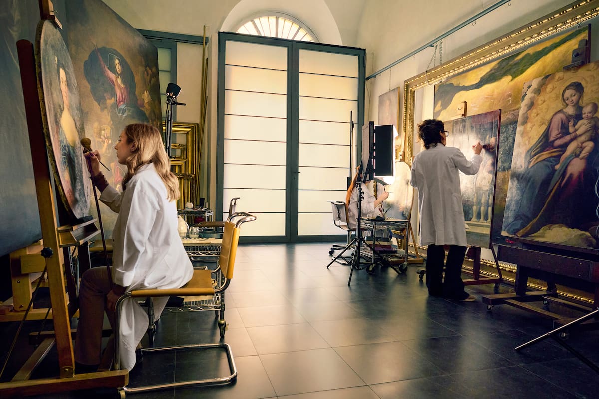 Airbnb Revoluciona el Turismo: ¡Ahora Puedes Reservar Clases con Celebridades, Masajes de Lujo y Cenas Estelares con Chefs Michelin!