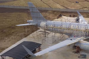 El campesino chino que soñaba con ser piloto y construyó la réplica de un Airbus