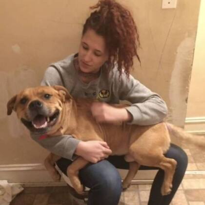 Aisha Nieves y Kovu pudieron reencontrarse luego de dos años de separación, en los que el animal encontró una nueva familia