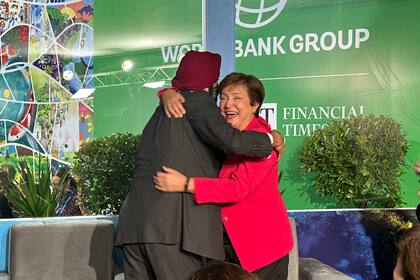 Ajay Banga, presidente del Banco Mundial, y la titular del FMI, durante la Conferencia de las Partes (COP29)