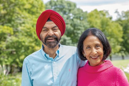 Ajay Banga y su esposa