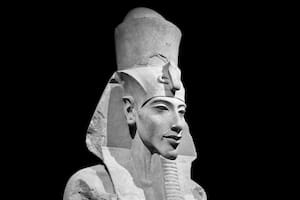 Tras 100 años, hicieron la reconstrucción más precisa del rostro del padre de Tutankamón