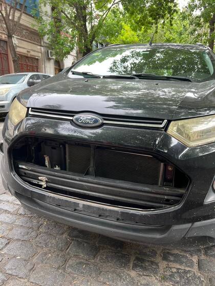 Al cubrir la patente, el objetivo es que las cámaras de seguridad no capten los datos del rodado y, en el caso de un accidente, las consecuencias son muy graves para aquellos que implementan esta modalidad.