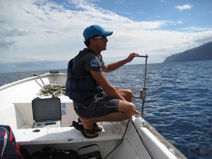 Al enterarse de que había un tiburón galápagos, Hoyos decidió ir a buscarlo.