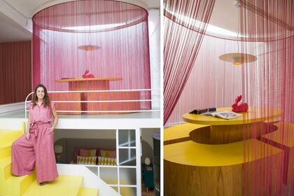 “Al entrar en el departamento, el lugar que elegimos para el comedor se ve como un escenario. Entonces, decidimos avanzar sobre esa idea para darle un aire teatral”, dicen la arquitecta Andrea Real.