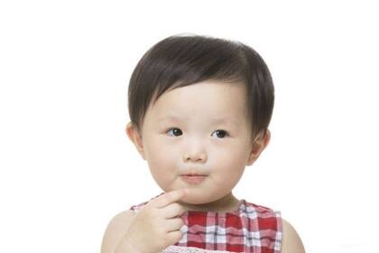 Al escuchar la grabación, el cerebro de las niñas que habían estado expuestas al mandarían -las que lo hablaban y las que no- mostró actividad en el hemisferio izquierdo, donde se procesa el lenguaje.