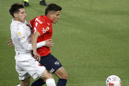 Al fin, Roa tuvo una muy buena actuacin en Independiente, que destroz a Coln