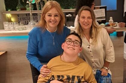 “Al final de cada cuento siempre dejo una enseñanza, una moraleja específica de autoayuda, de superación o cuento algo acerca de una elección que el personaje aprendió y que todos pueden aprender".