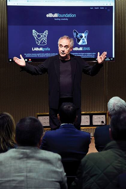 Al frente de elBullifoundation, comparte experiencias de gestión e innovación