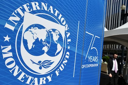 "Estamos cuidando los números fiscales en medio del pedido de desembolso al FMI", señalan en el Gobierno