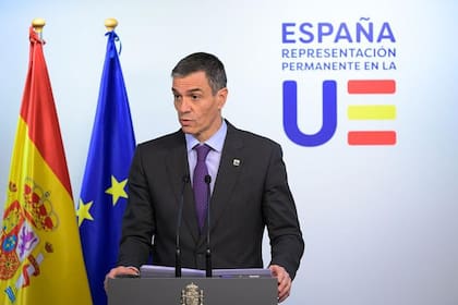 Al gobernar en minoría, Pedro Sánchez necesita hacer frecuentes concesiones a partidos de izquierda y regionalistas.