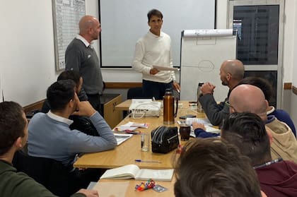 “Al igual que en el deporte de alto rendimiento, los líderes empresariales deben enfrentar los desafíos con determinación y excelencia”