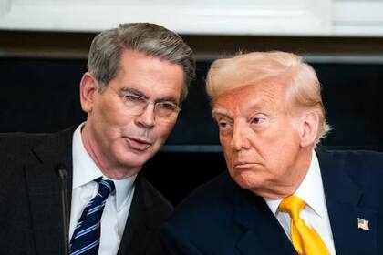 Al igual que Trump, Bessent respaldó al Gobierno argentino