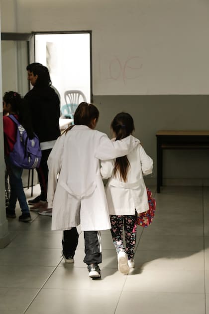 Al Isauro Arancibia van unos 80 niños y niñas que viven en condiciones de extrema vulnerabilidad: 10 de ellos están en situación de calle
